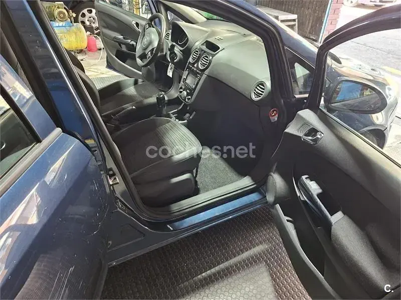 Usado Opel Corsa Selective 100 CV (73 kW) 2014 Azul Utilitario