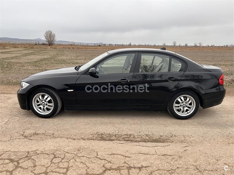 Usado BMW 320 163 CV (119 kW) 2005 Negro Berlina