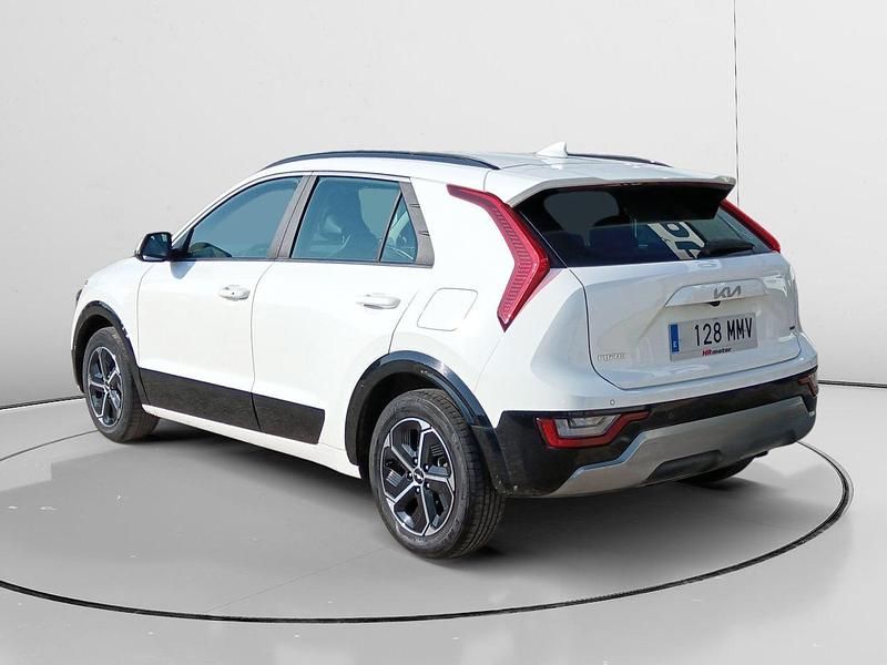 Usado Kia Niro 141 CV (103 kW) 2024 Blanco SUV