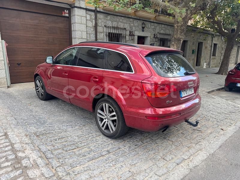 Usado Audi Q7 233 CV (171 kW) 2006 Granate SUV