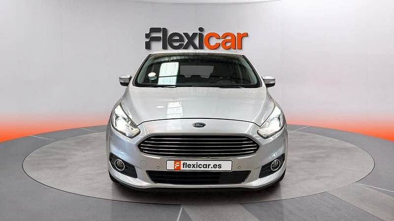 Usado Ford S-MAX Titanium 150 CV (110 kW) 2016 Gris Monovolumen