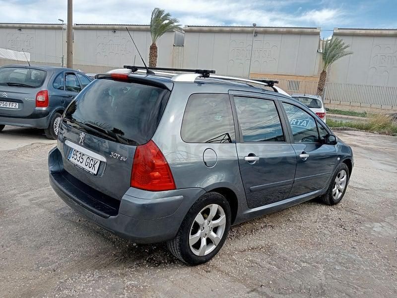 Usado Peugeot 307 110 CV (80 kW) 2008 Azul Familiar