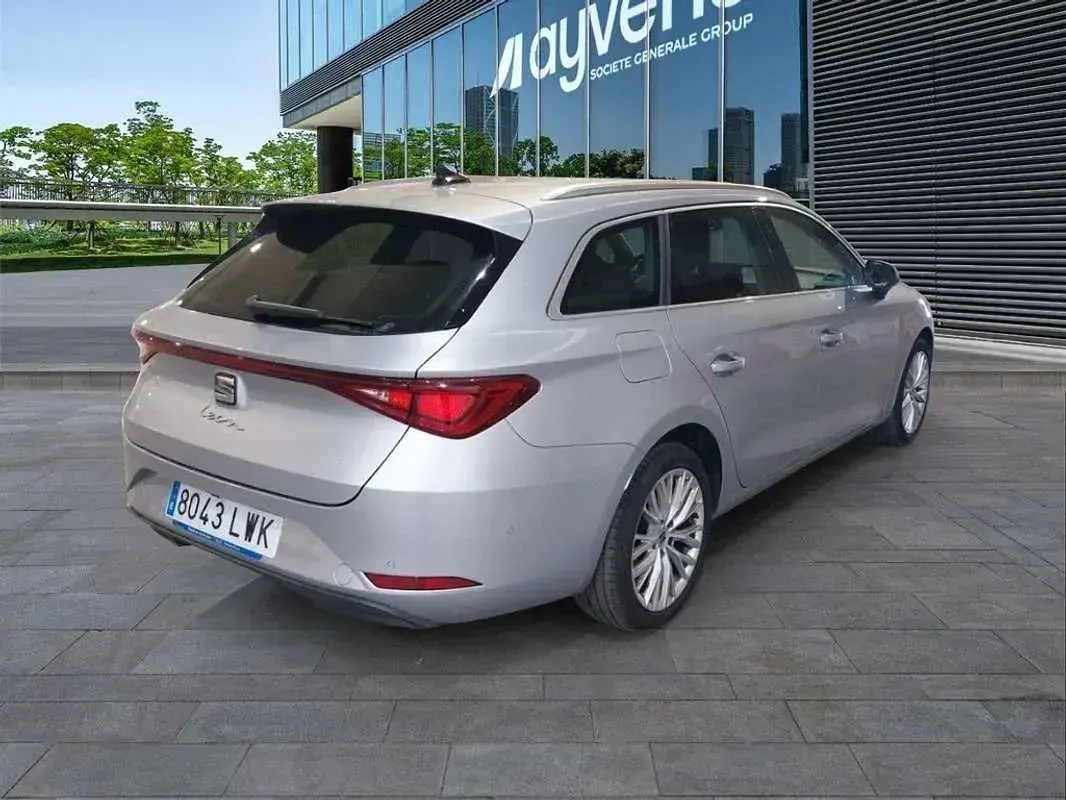 Usado Seat Leon ST XCELLENCE 150 CV (110 kW) 2022 Gris Familiar