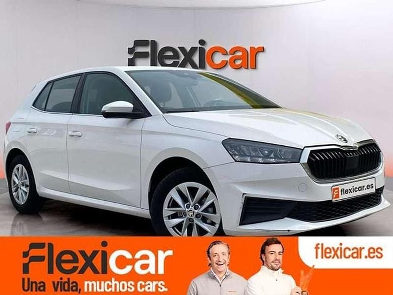 Usado Skoda Fabia Ambition 110 CV (80 kW) 2023 Blanco Utilitario