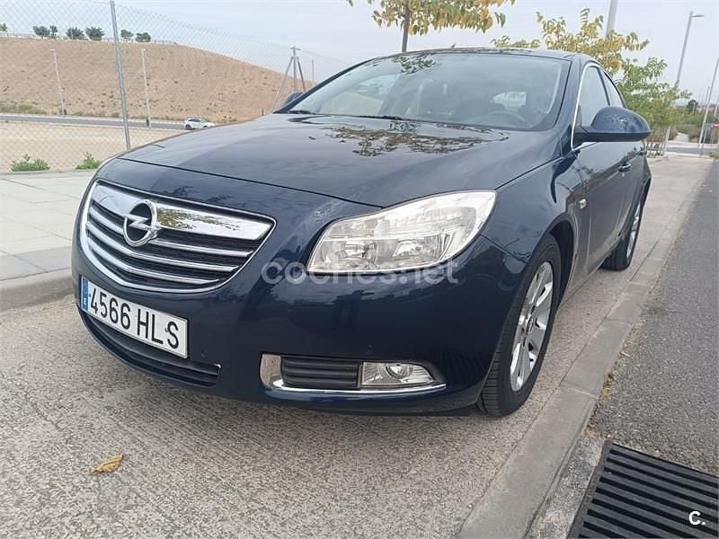 Azul Usado 2012 Opel Insignia Edition Berlina | 4199 € (Super precio) - Imagen 1/4