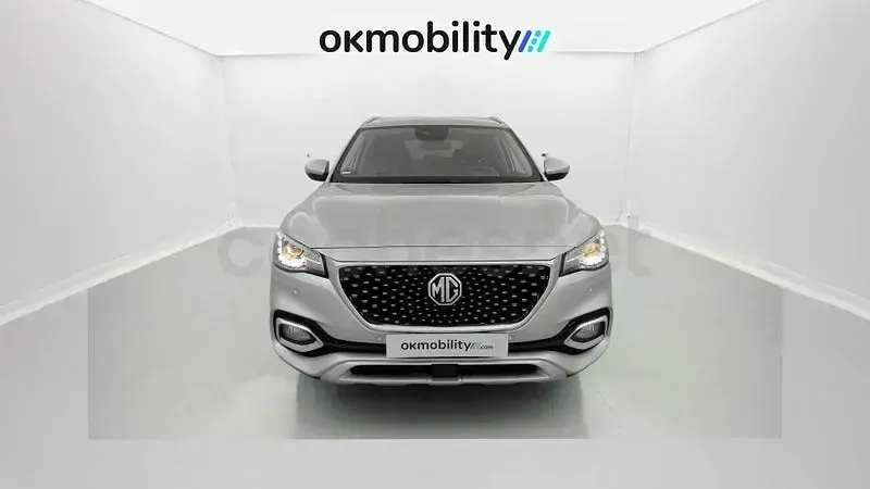 Usado MG HS Comfort 162 CV (119 kW) 2023 Gris / plata SUV