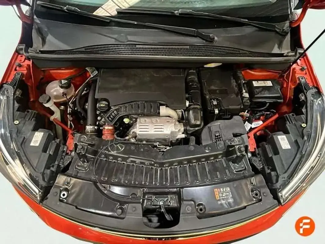 Usado Opel Crossland GS Line 131 CV (96 kW) 2022 Naranja SUV
