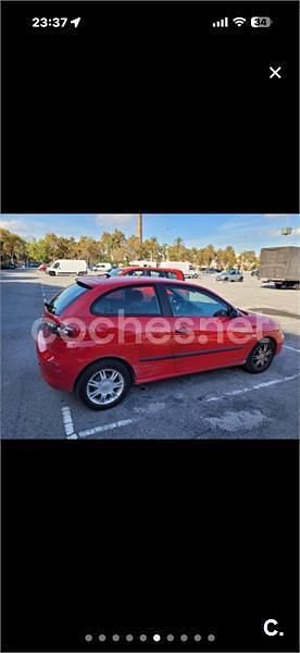 Usado Seat Ibiza Sport 64 CV (47 kW) 2006 Rojo Berlina