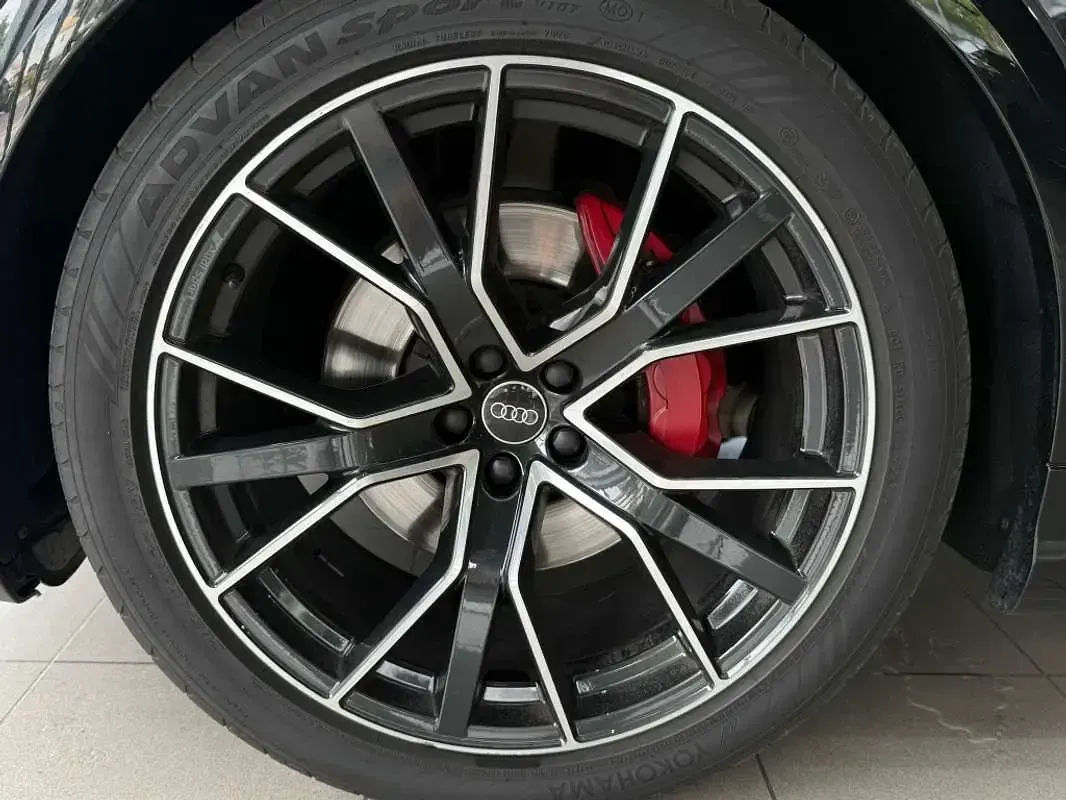 Usado Audi Q8 S-Line 286 CV (210 kW) 2023 Negro SUV