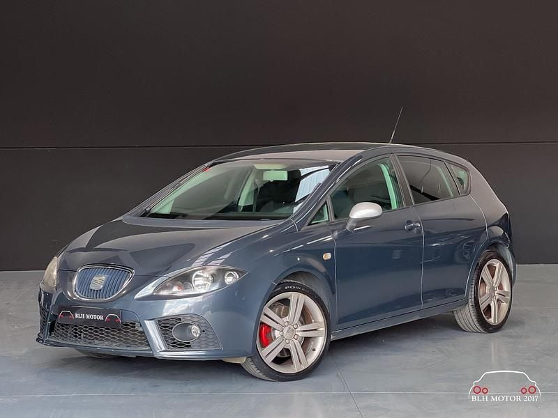 Usado Seat Leon FR 170 CV (125 kW) 2008 Gris Utilitario