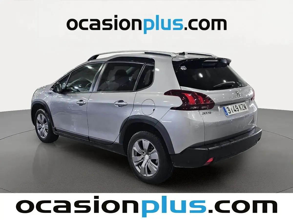 Usado Peugeot 2008 Signature Sky 82 CV (60 kW) 2019 Gris SUV