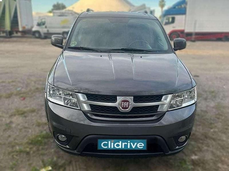 Usado Fiat Freemont 140 CV (102 kW) 2014 Verde SUV