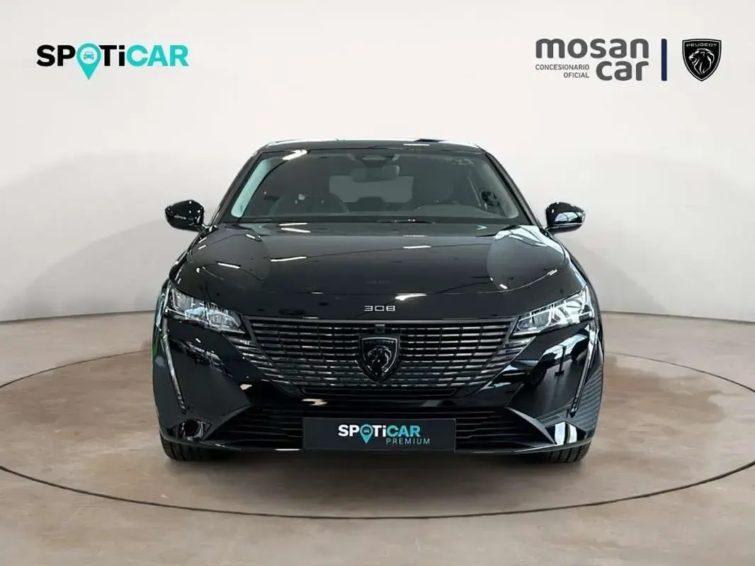 Usado Peugeot 308 Allure 131 HP (96 kW) 2024 Preto Sedan