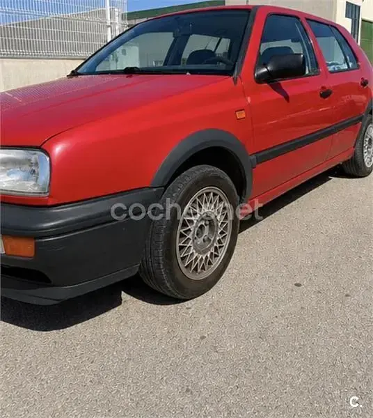 Usado VW Golf III 75 CV (55 kW) 1992 Rojo Utilitario