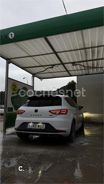 Usado Seat Leon CUPRA 280 CV (205 kW) 2014 Blanco Berlina