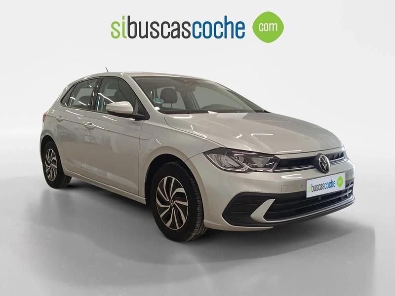 Usado VW Polo Life 95 CV (69 kW) 2024 Gris/plata Utilitario
