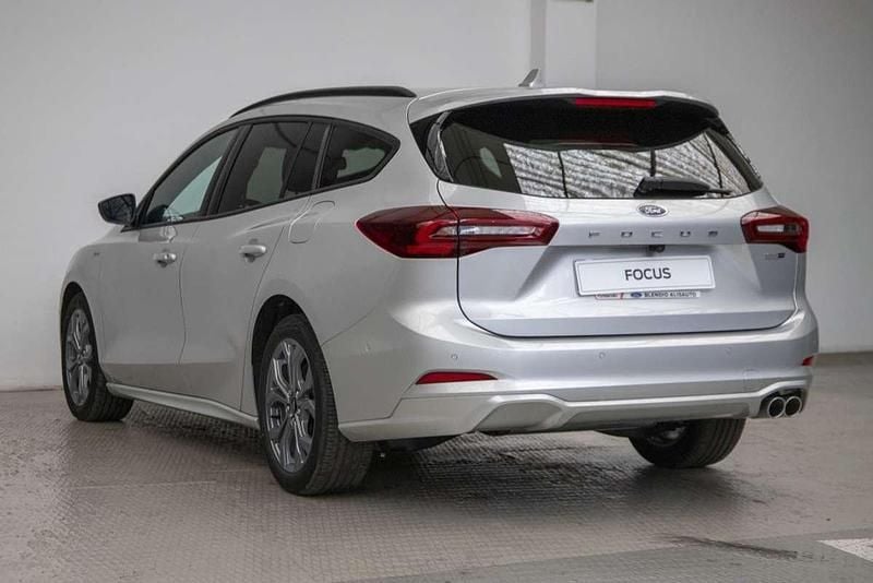 Usado Ford Focus ST-Line 125 CV (91 kW) 2023 Familiar