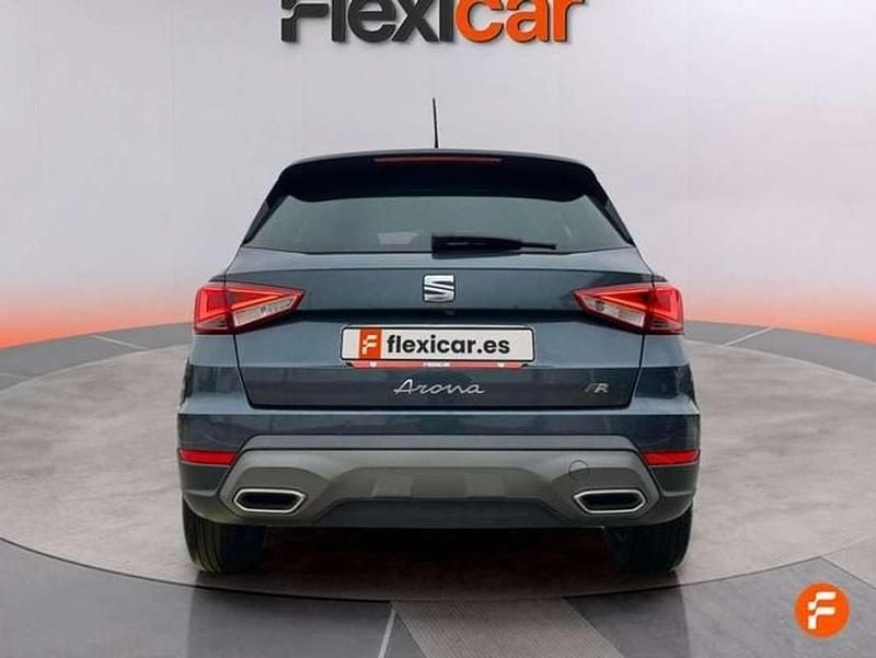 Usado Seat Arona FR 110 CV (80 kW) 2022 Azul SUV