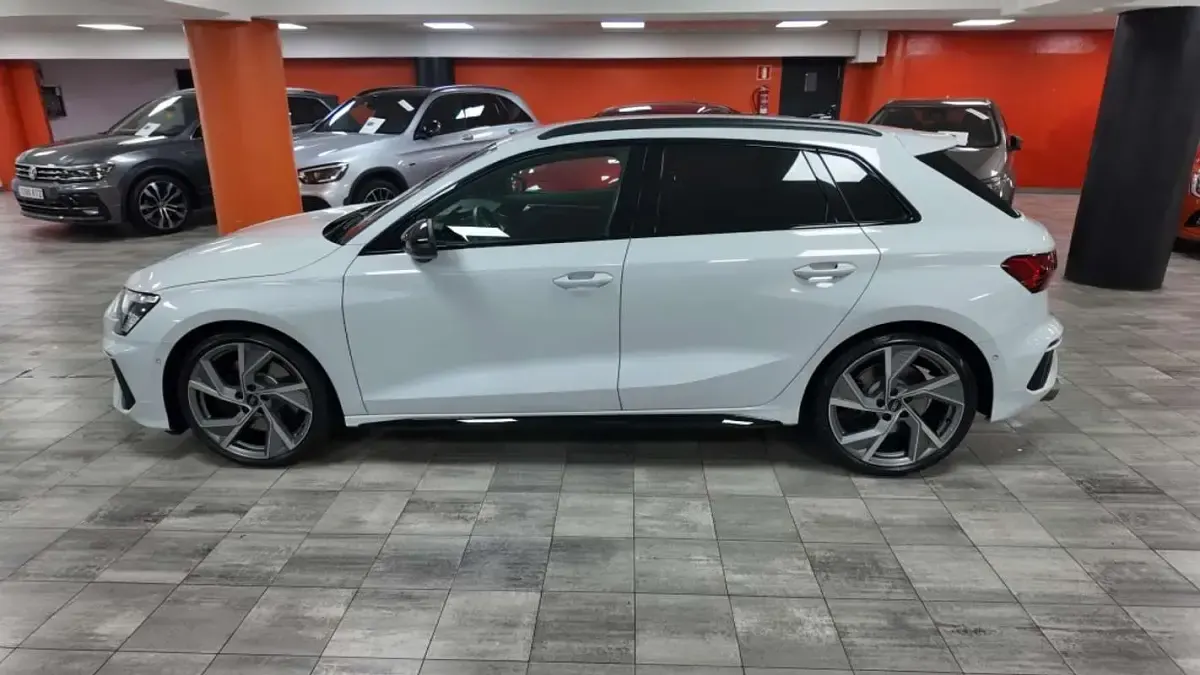 Usado Audi S3 Sportback 310 CV (228 kW) 2023 Blanco Utilitario