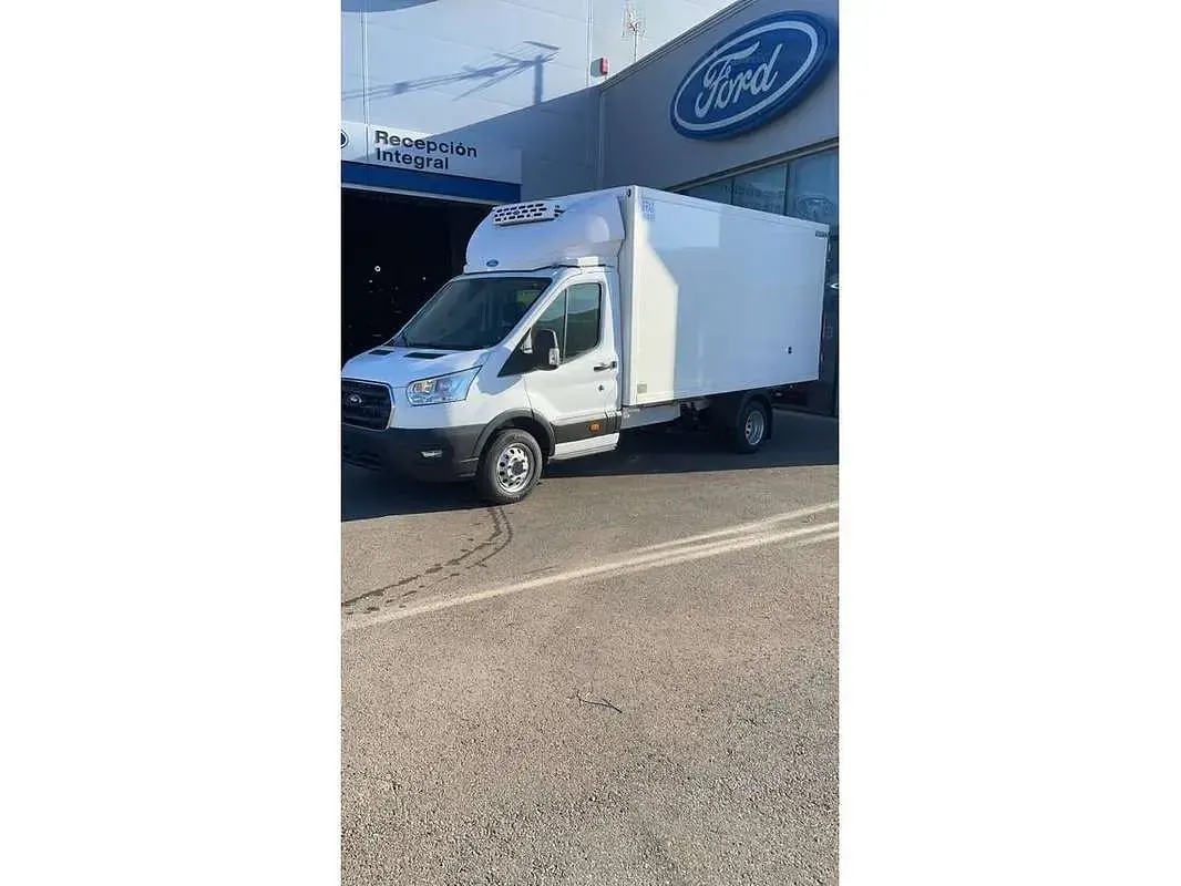 Usado Ford Transit Trend 131 CV (96 kW) 2021 Blanco Van