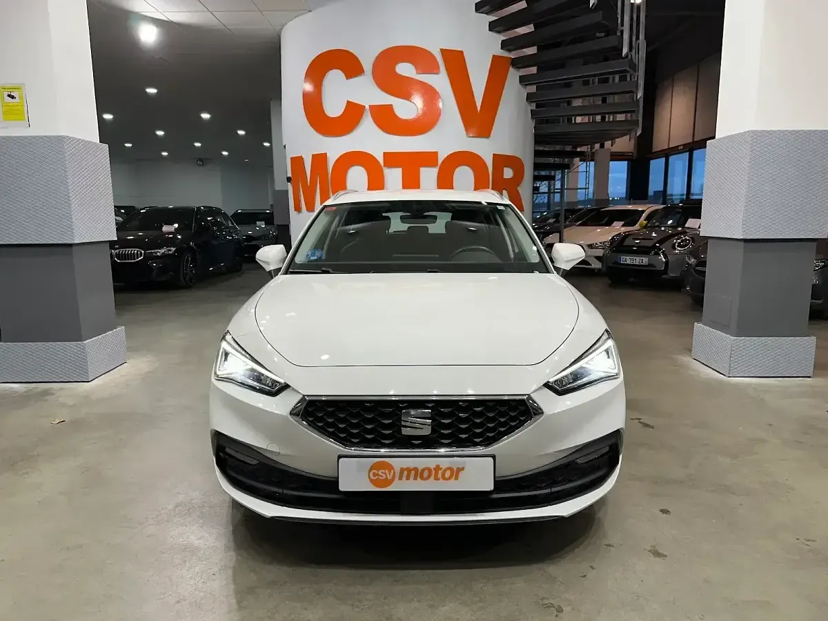 Usado Seat Leon XCELLENCE 204 CV (150 kW) 2021 Blanco Utilitario