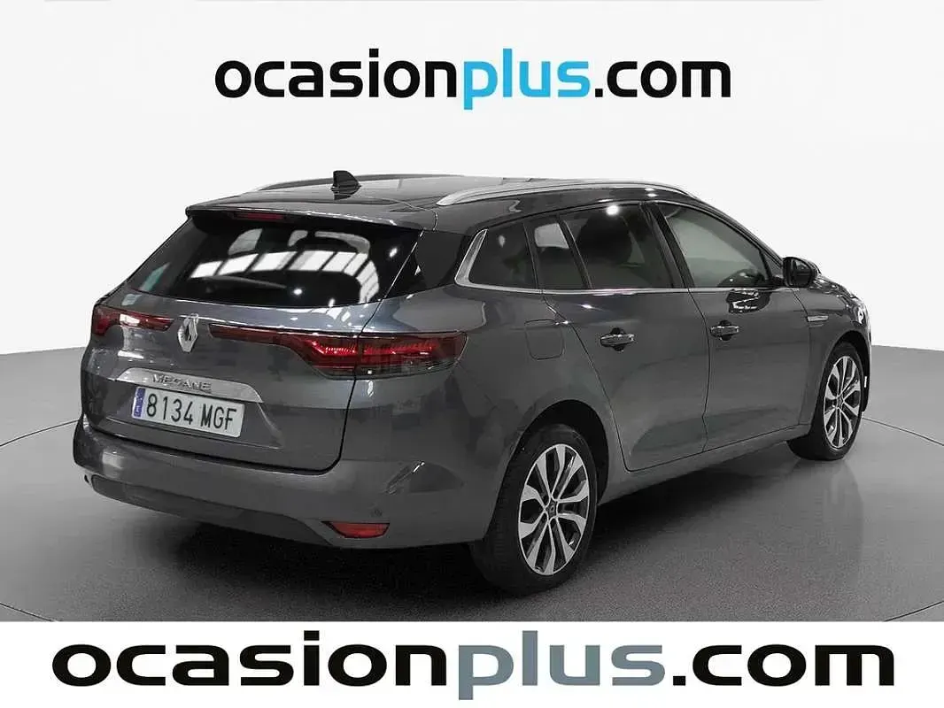 Usado Renault Mégane GrandTour Techno 140 CV (102 kW) 2023 Gris Familiar