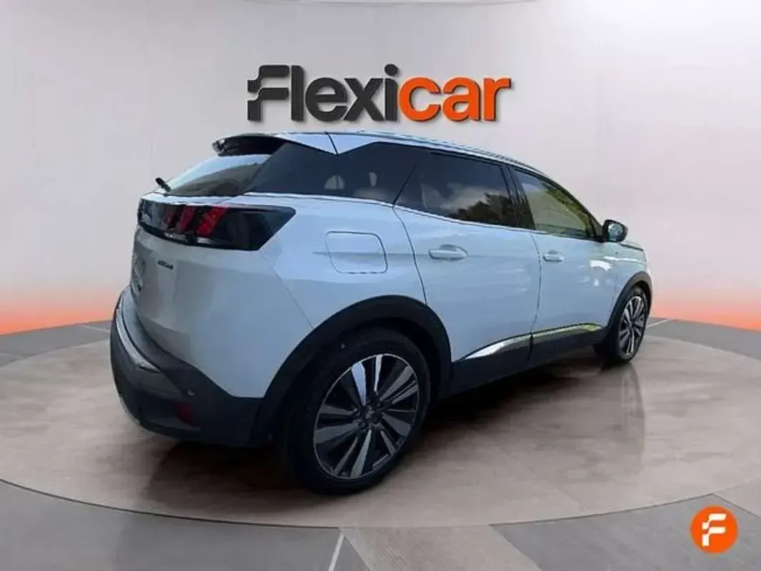 Usado Peugeot 3008 GT-line 165 CV (121 kW) 2017 Blanco SUV