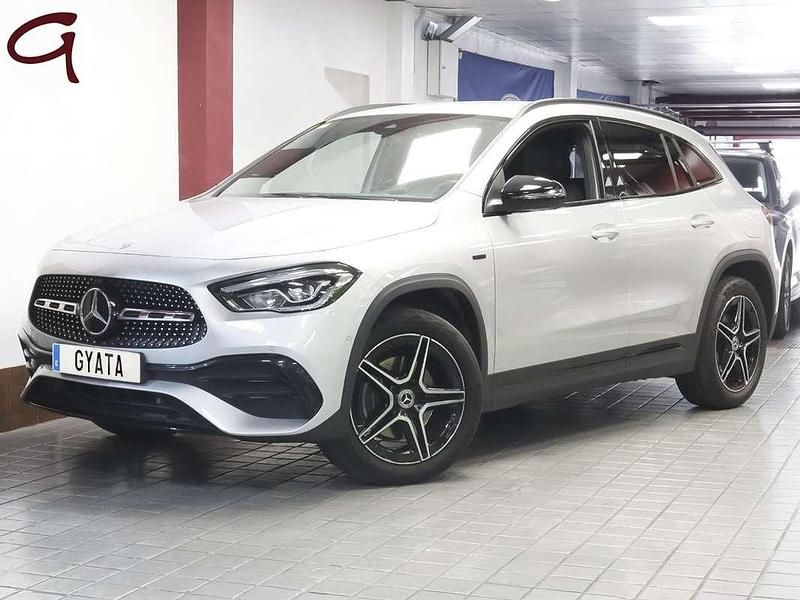 Usado Mercedes GLA250 218 CV (160 kW) 2021 Gris SUV