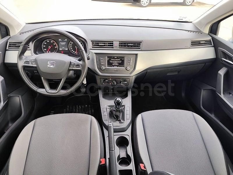 Usado Seat Ibiza Style 95 CV (69 kW) 2018 Gris / plata Utilitario
