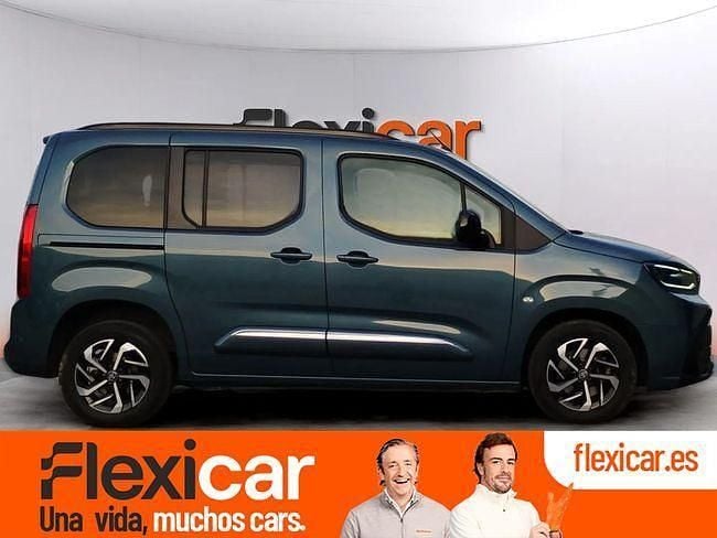 Usado Toyota Proace Verso Active 131 CV (96 kW) 2024 Azul Familiar