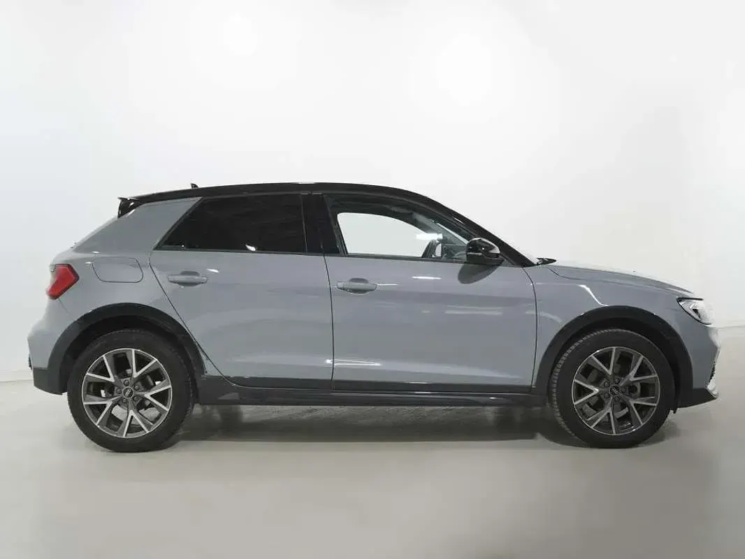 Usado Audi A1 150 CV (110 kW) 2022 Gris SUV