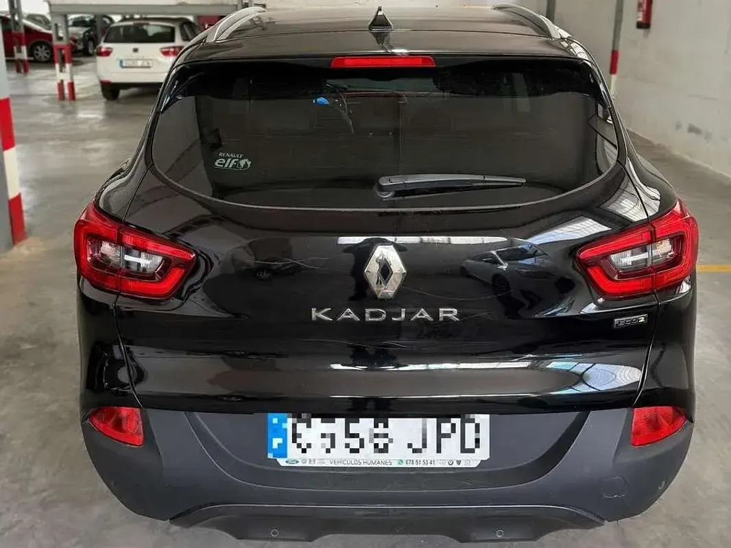 Usado Renault Kadjar Zen 131 CV (96 kW) 2016 Negro SUV