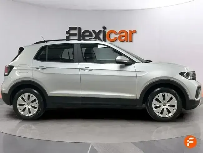 Usado VW T-Cross 95 CV (69 kW) 2024 Gris SUV