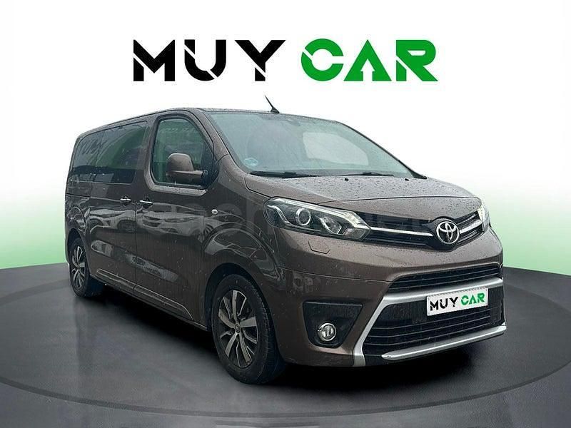 Usado Toyota Proace Verso 150 CV (110 kW) 2017 Marrón Familiar