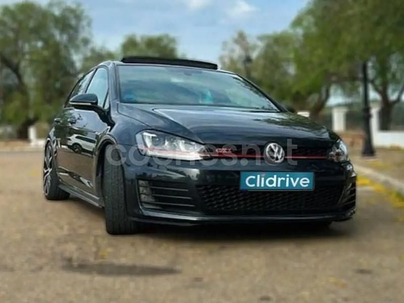Usado VW Golf VII GTI 230 CV (169 kW) 2015 Gris / plata Berlina