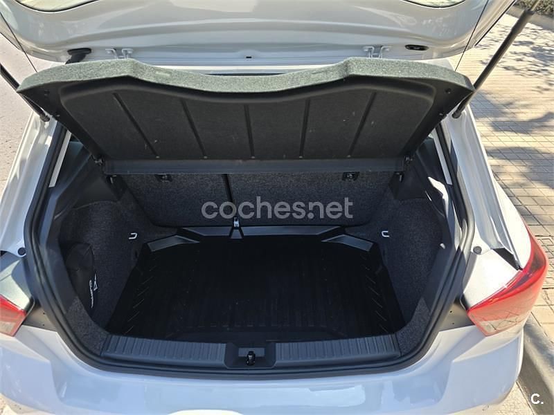 Usado Seat Ibiza Style 80 CV (58 kW) 2022 Blanco Berlina