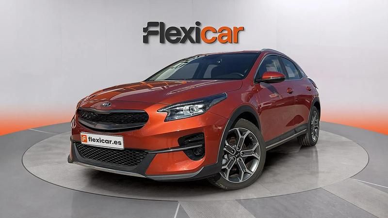 Usado Kia XCeed 141 CV (103 kW) 2020 Naranja SUV