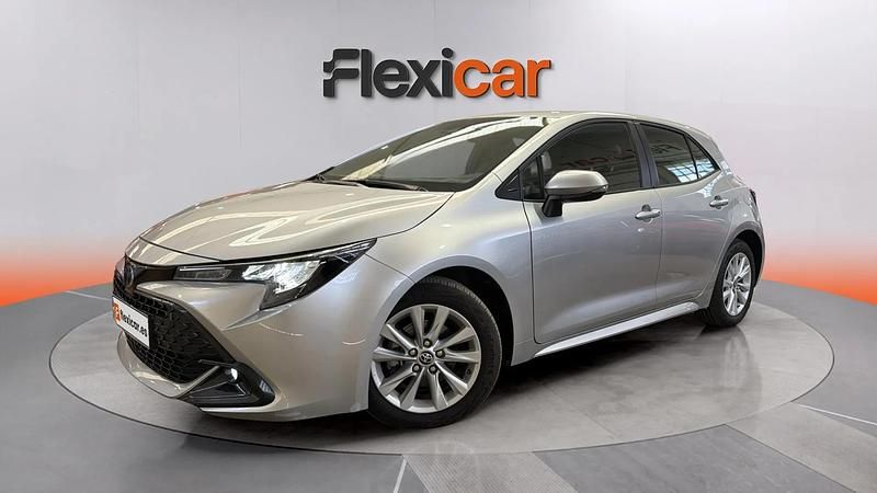 Usado Toyota Corolla Active 140 CV (102 kW) 2024 Gris Berlina