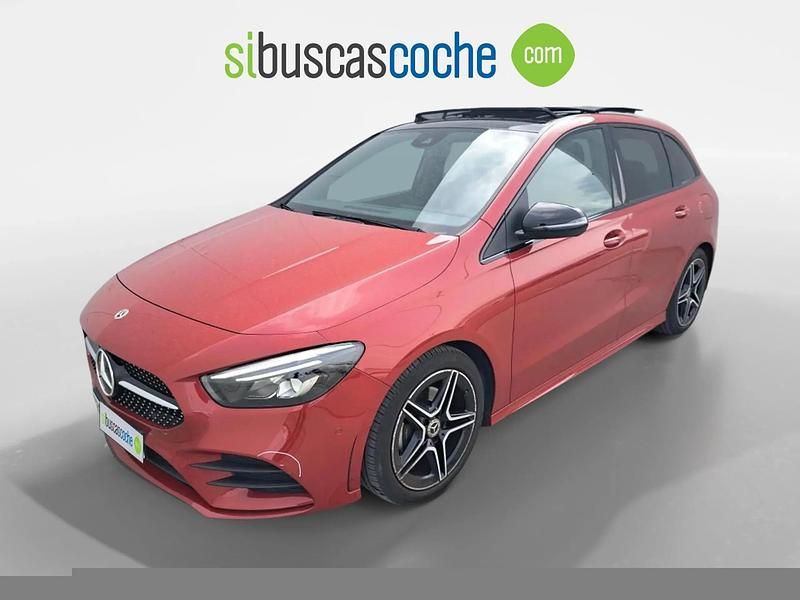 Usado Mercedes B200 163 CV (119 kW) 2022 Rojo Monovolumen