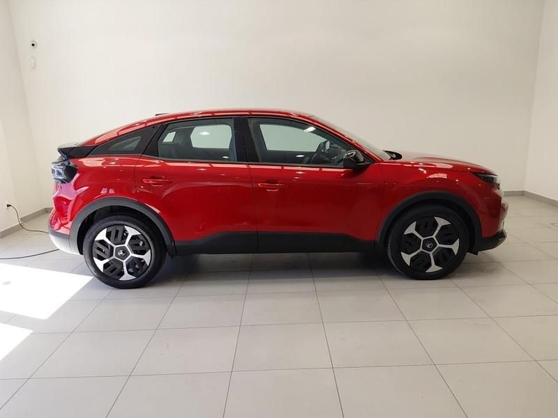 Usado Citroën C4 145 CV (106 kW) 2025 Rojo SUV