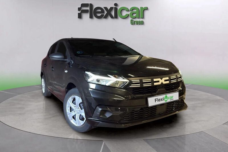 Beige Usado 2022 Dacia Sandero Essentiel Utilitario | 12.390 € (Buen precio) - Imagen 1/4