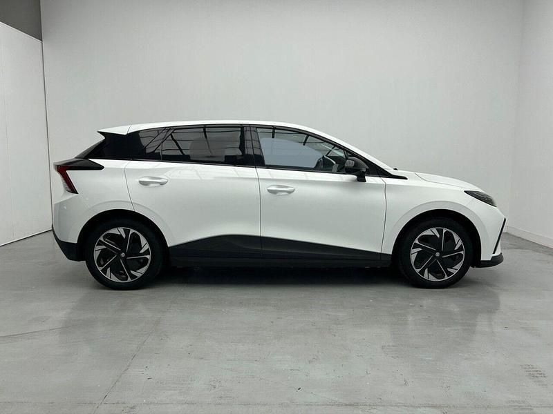 Usado MG MG4 EV Luxury 150 kW (204 CV) 2023 Blanco Utilitario