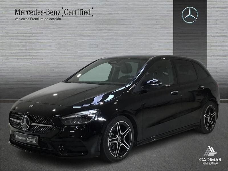 Usado Mercedes B200 150 CV (110 kW) 2023 Negro Monovolumen