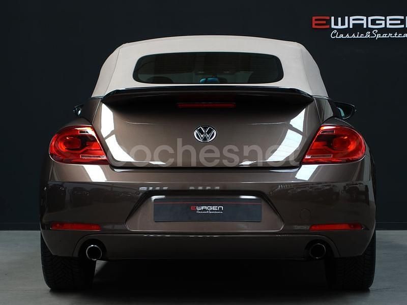 Usado VW Beetle Sportline 220 CV (161 kW) 2015 Marrón Utilitario
