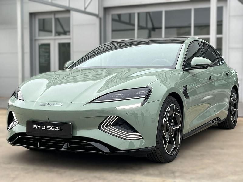 Usado BYD Seal Design 230 kW (313 CV) 2025 Verde Berlina