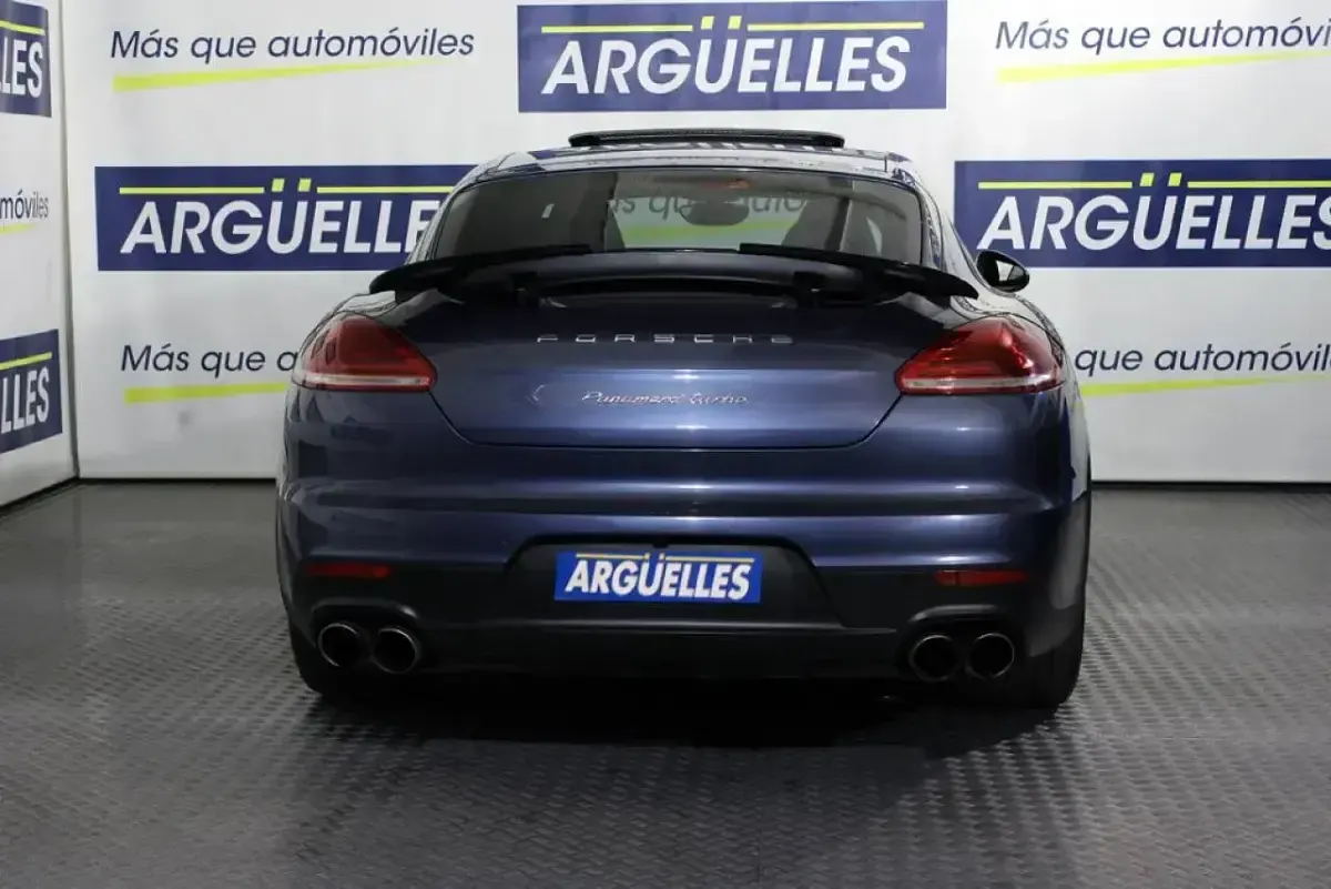 Usado Porsche Panamera Turbo 520 CV (382 kW) 2015 Azul Berlina
