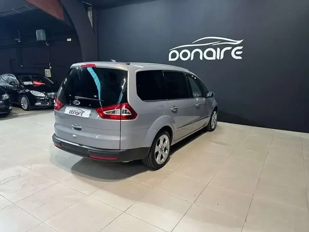 Usado Ford Galaxy Titanium X 200 CV (147 kW) 2014 Gris Monovolumen