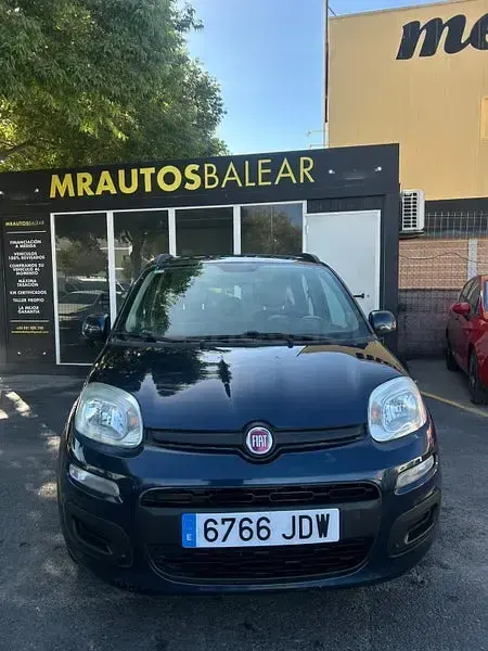 Usado Fiat Panda Lounge 69 CV (50 kW) 2015 Azul Utilitario