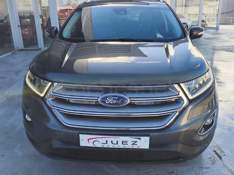 Usado Ford Edge Titanium 240 CV (176 kW) 2019 Gris / plata SUV