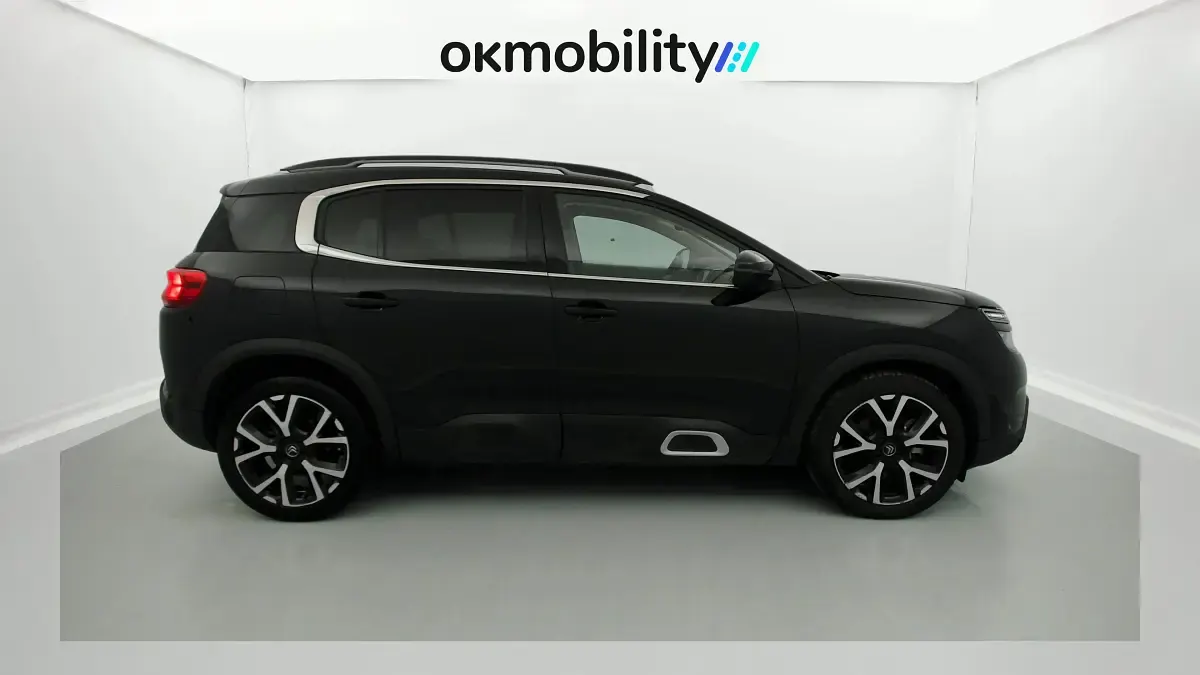 Usado Citroën C5 Aircross Shine 225 CV (165 kW) 2022 Negro perla nera SUV